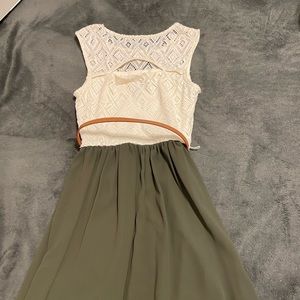 Xs lace/green dress